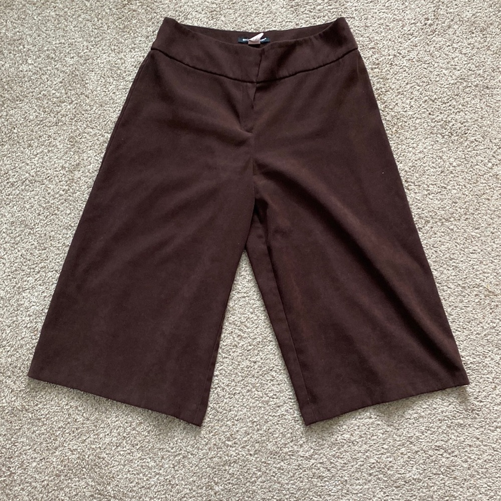 Briggs New York Brown Suede Wide Leg Capri Pant